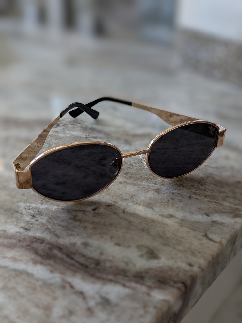 Women’s Retro Gold Frame Black Lens Sunglasses